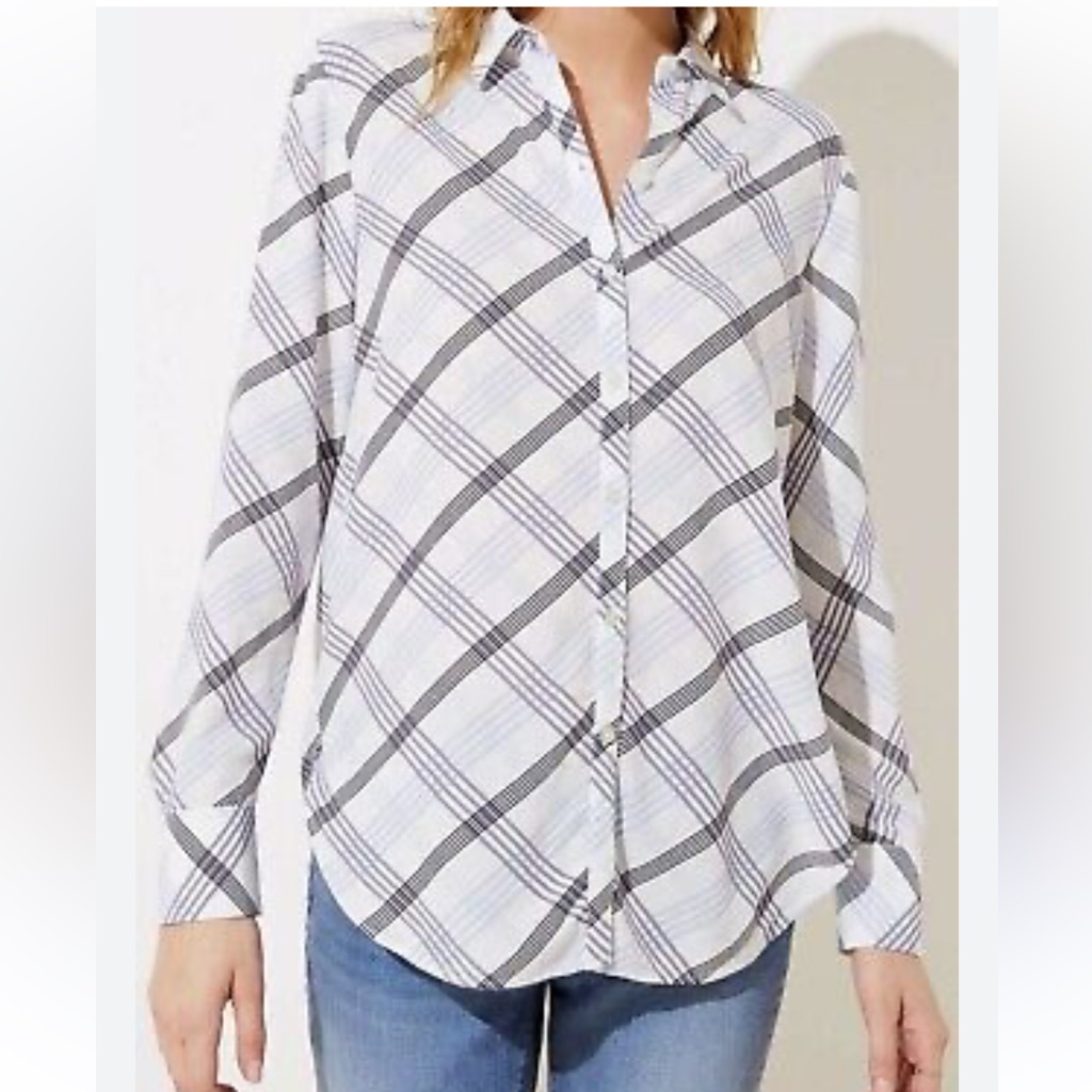 $6bundled Loft Blouse